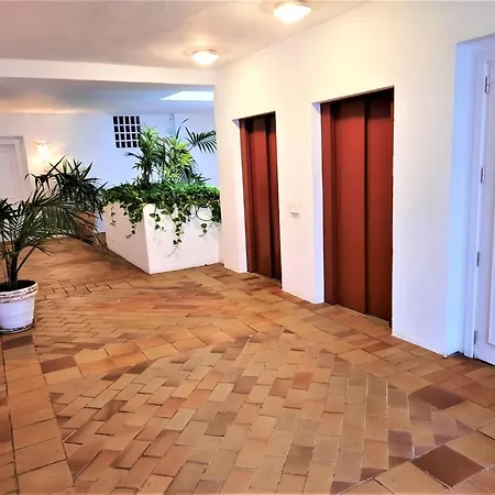 Beachside Puerto Banus Stunning 212 Марбелья