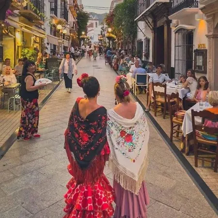 Beachside Puerto Banus Stunning 212 דירה *