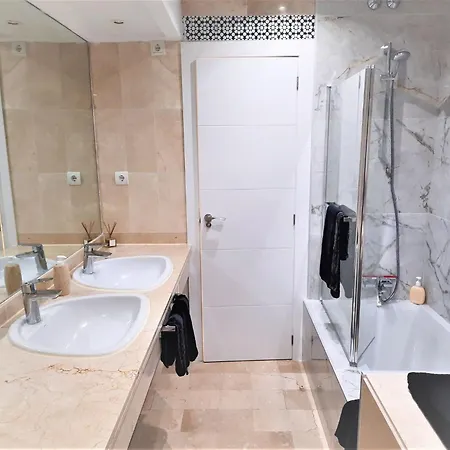 דירה Beachside Puerto Banus Stunning 212