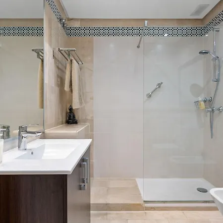 Beachside Puerto Banus Stunning 212 *