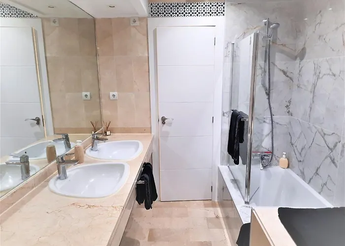 شقة Beachside Puerto Banus Stunning 212