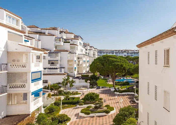Beachside Puerto Banus Stunning 212 * Marbella